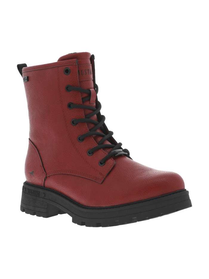 Bottines rouges à talon...
