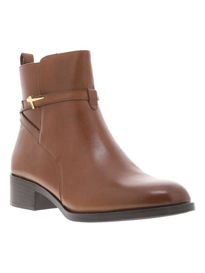 Boots en cuir cognac avec...