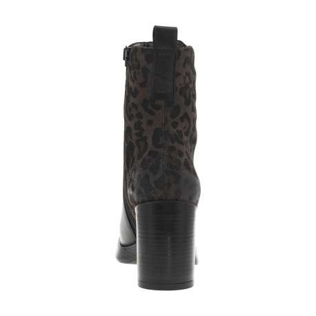 Boots en cuir noires avec un empiècement effet daim à motif léopard - Image 4