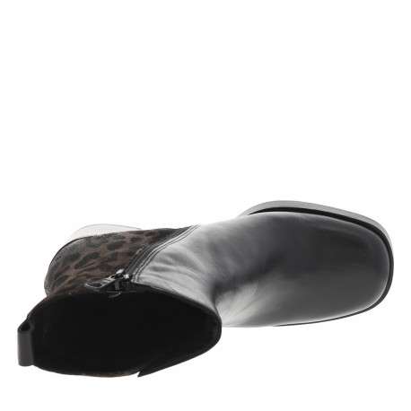 Boots en cuir noires avec un empiècement effet daim à motif léopard - Image 5