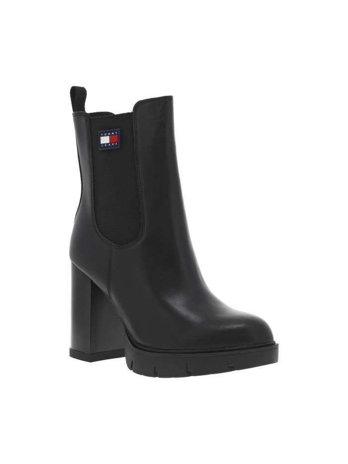 Boots en cuir noires à...