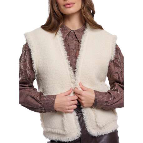 Gilet sans manche écru à coupe droite pourvu de poches à l'avant