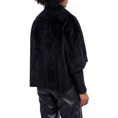 Gilet noir coupe ample pourvu d'un léger col montant et de manches courtes - Image 2