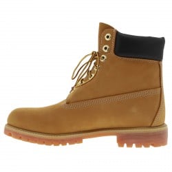 Boots montantes en cuir camel à semelles crantées beige et à lacets ronds bicolore